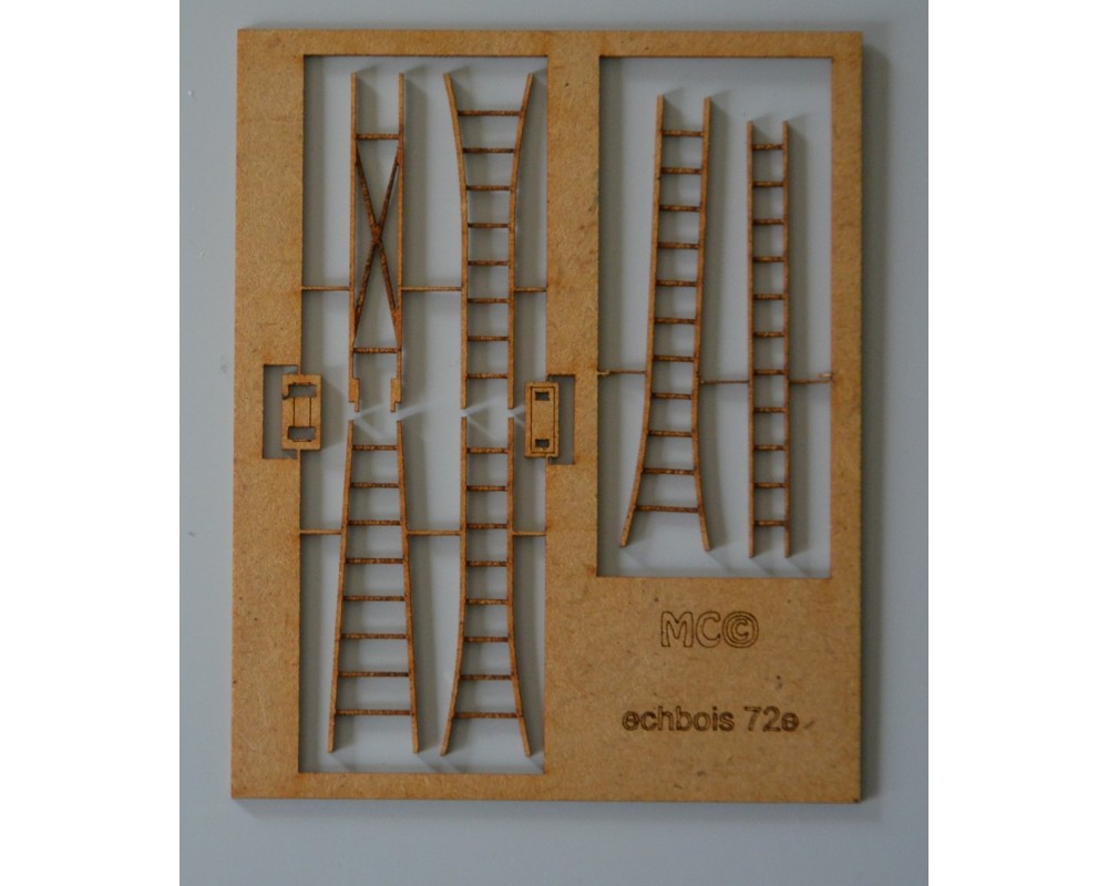 Echelles escabeau en bois 72e